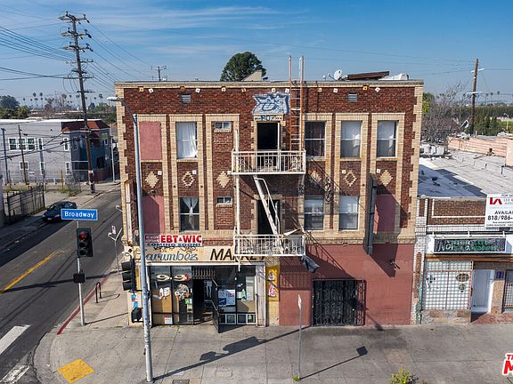 2nd image of 5929 S Broadway