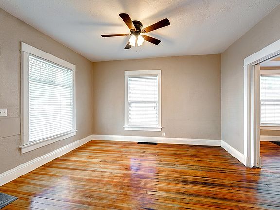 5th image of 255 N Columbia Ave