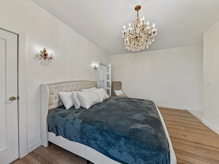 1010 N Rio Vista Blvd — Photo 34