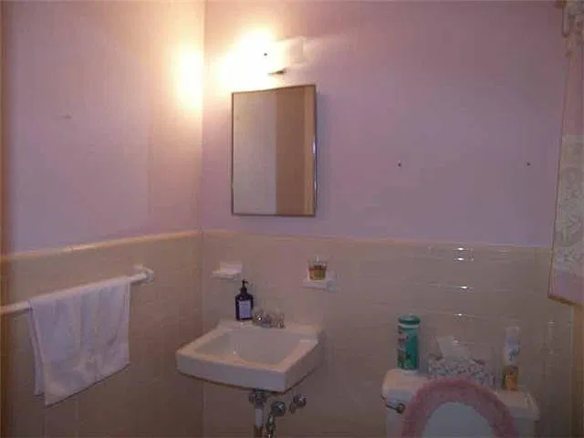 3 bed, 1.5 bath, 1410 sqft, $1,875 — Photo 4