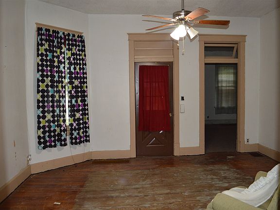 5th image of 520 S 13th St
