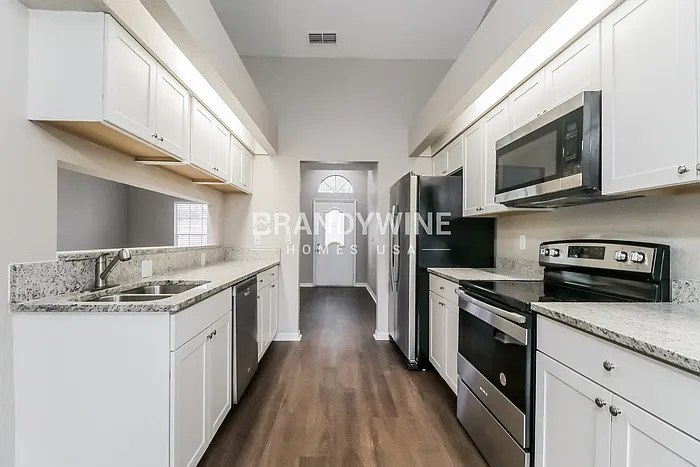 18802 Whiterock Ln — Photo 7