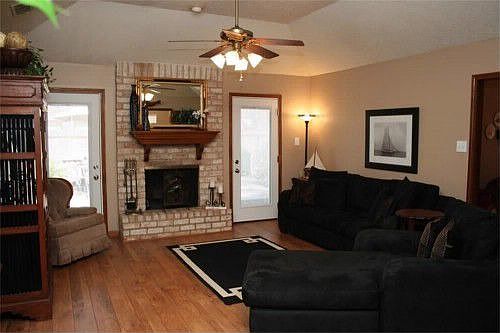 3rd image of 11810 Golden Pine Dr