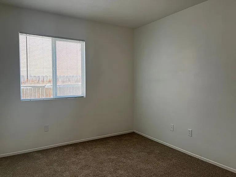 13892 Summer Wind St — Photo 7