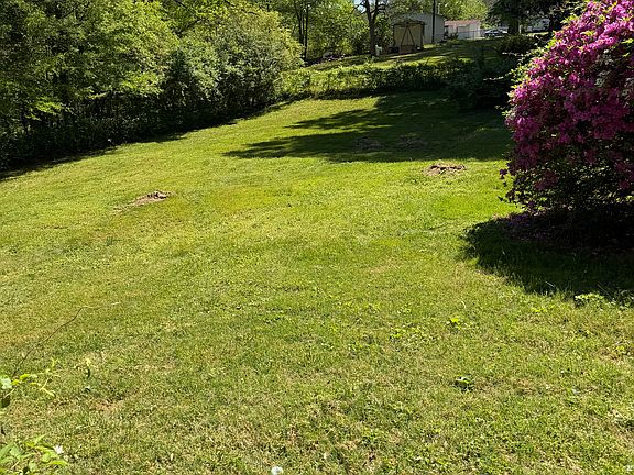 5th image of 3750 Southside Dr