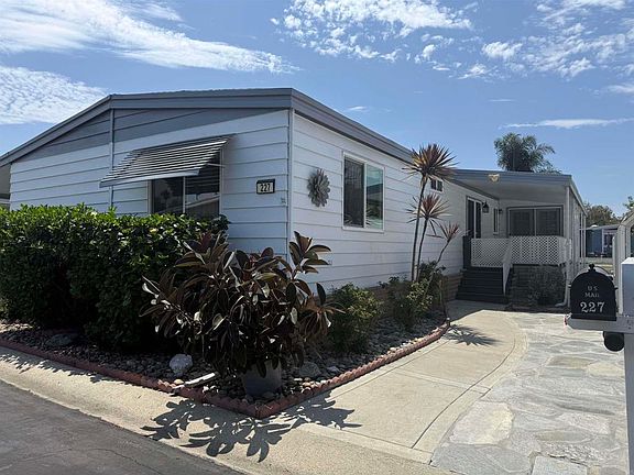 3rd image of 276 N El Camino Real Spc 227