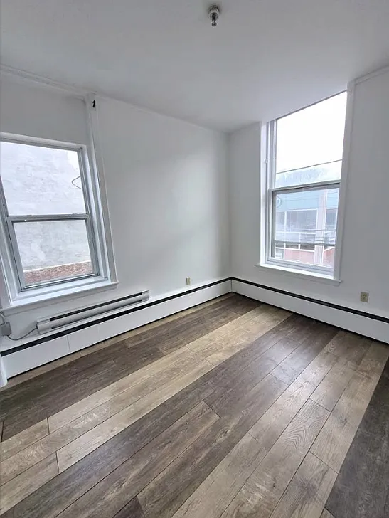 199 Union St — Photo 4
