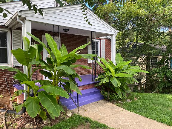 4th image of 166 Courtland Pl #Up