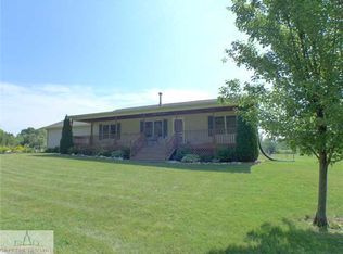 5277 Walker Rd, Leslie, MI 49251