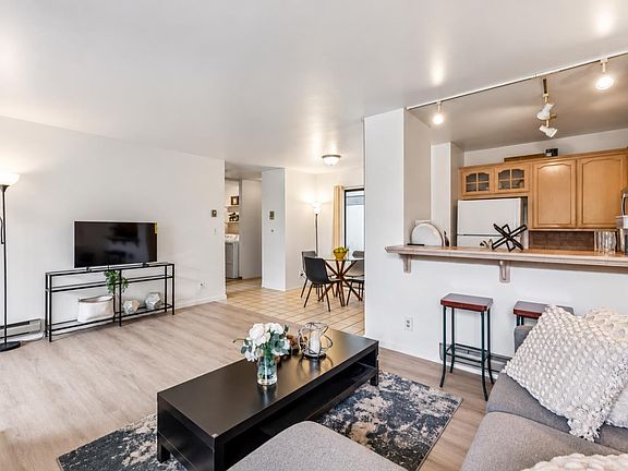 4th image of 425 Anchor Rd APT 104