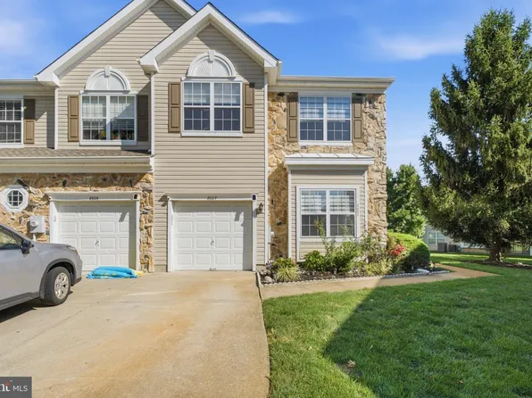 8607 Normandy Dr, Mount Laurel, NJ 08054