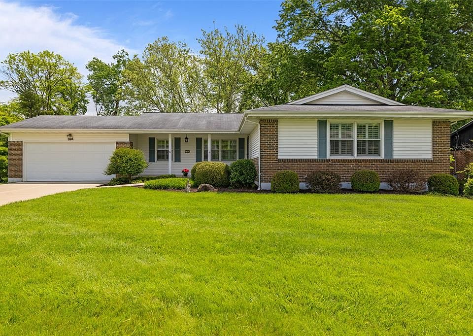1st image of 308 Wildbrier Dr