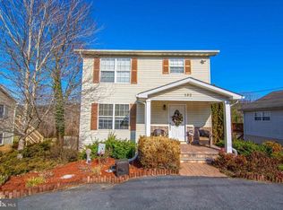 132 Rugby St, Front Royal, VA 22630