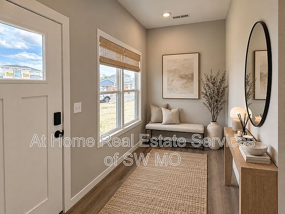 2nd image of 5202 W Crestmere Dr