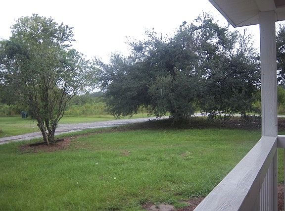 3/4 Acre with Live Oaks