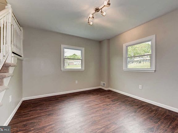 3rd image of 3548 Buffalo Ct