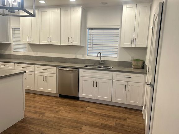3rd image of 3692 Wilson Ave