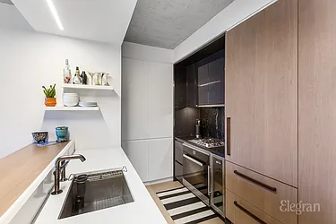 Rented by (Legacy) Elegran