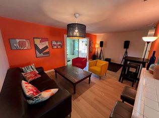 6928 E Espanita St, Long Beach, CA 90815