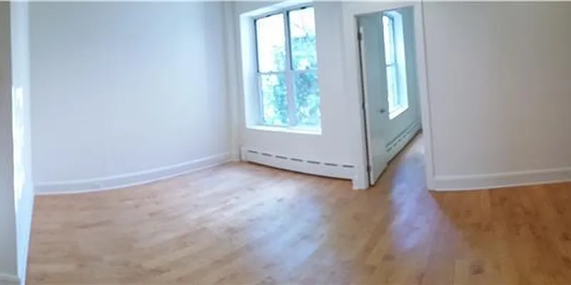 Rented by La Seven Inc. | media 10