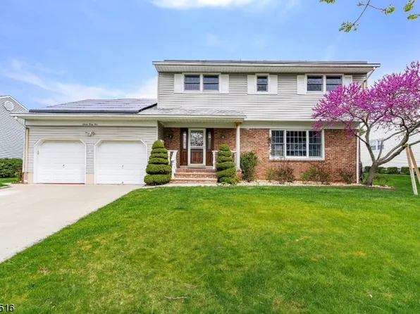 745 Moses Dr, Rahway City, NJ 07065
