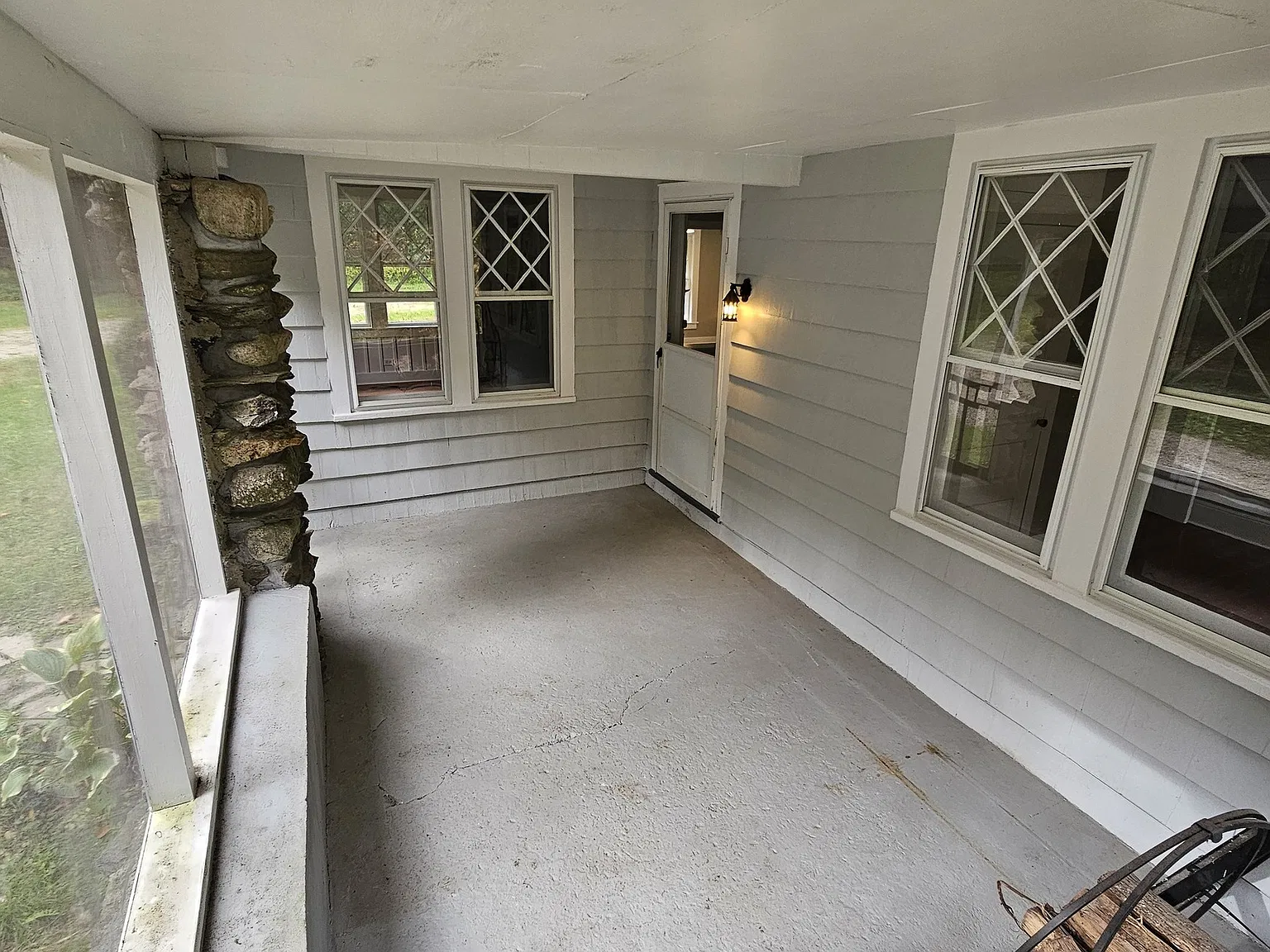 2 bed, 1.0 bath, 1026 sqft, $3,200 — Photo 4