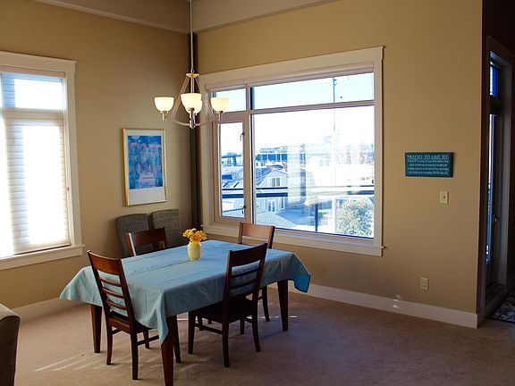 3rd image of 105 W Danaher St Unit 31