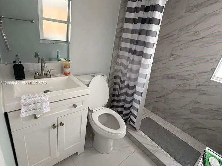 20302 NW 39th Ct — Photo 17