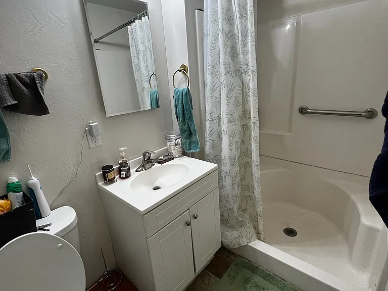 477 2nd Ave N #2 — Photo 4