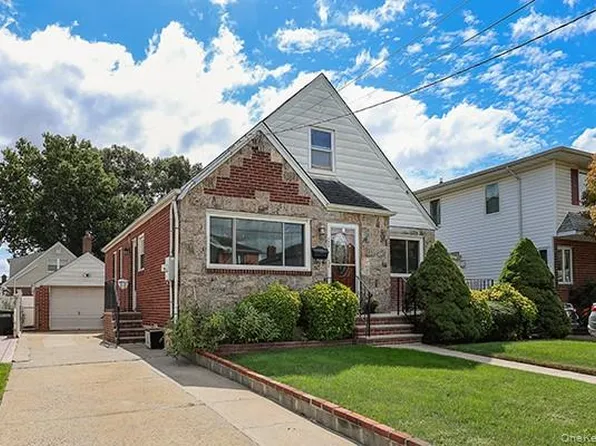 1408 Lowell Avenue, New Hyde Park, NY 11040