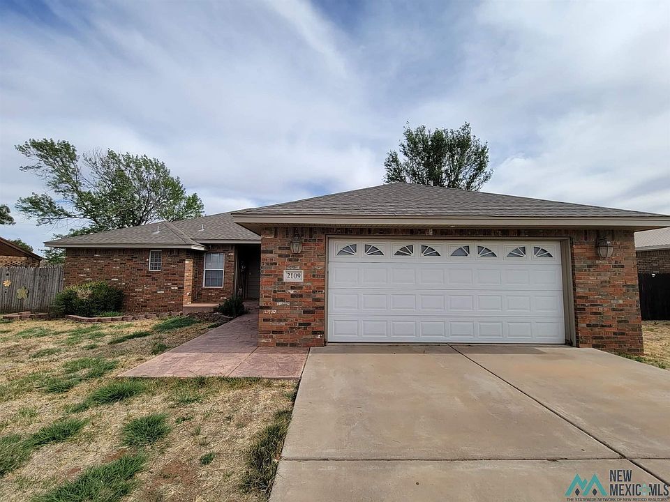1st image of 2109 Howard Cowper Dr