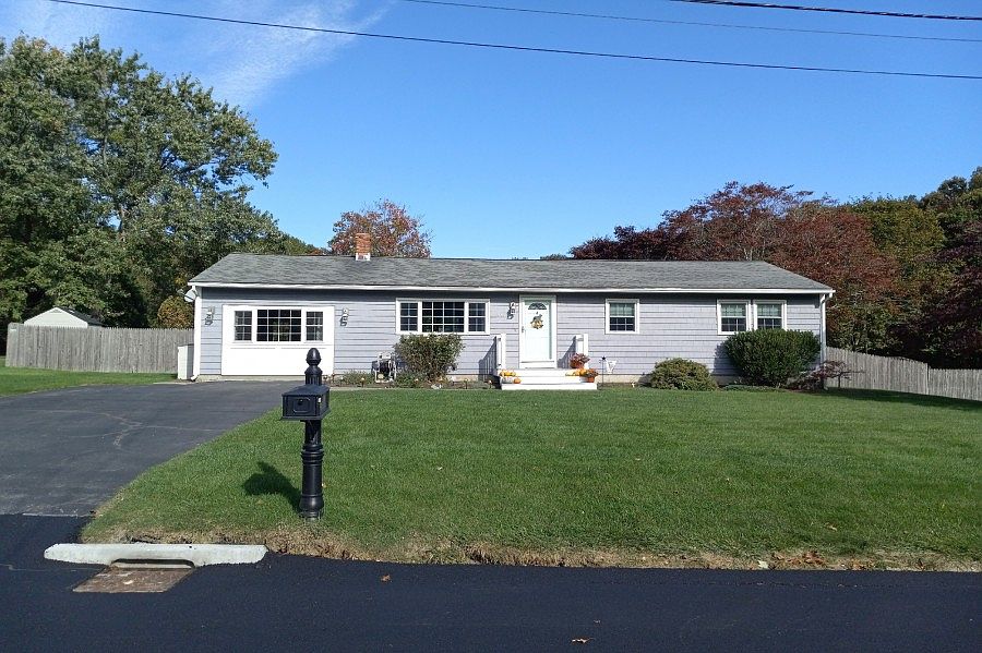 1st image of 55 Roosevelt Dr