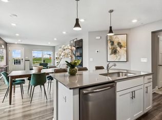 10570 Weston Way N, Maple Grove, MN 55369