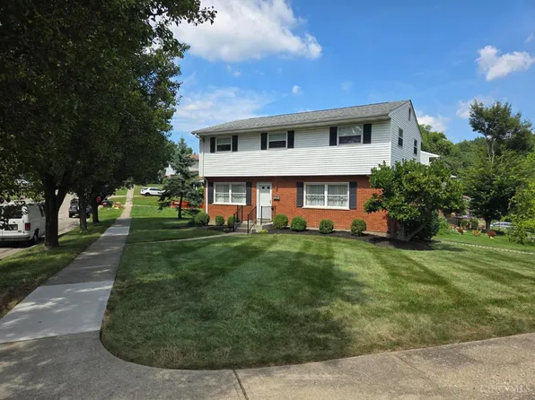 320 Robben Ln, Cincinnati, OH 45238