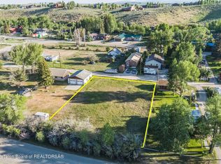 69 E Valley Rd, Pinedale, WY 82941