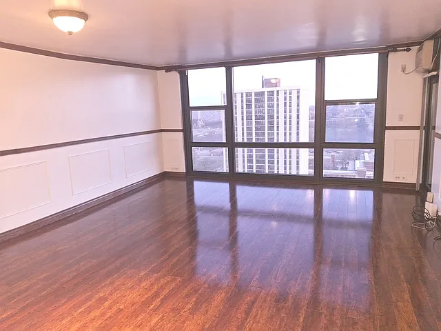 2605 S Indiana Ave #1909 — Photo 1