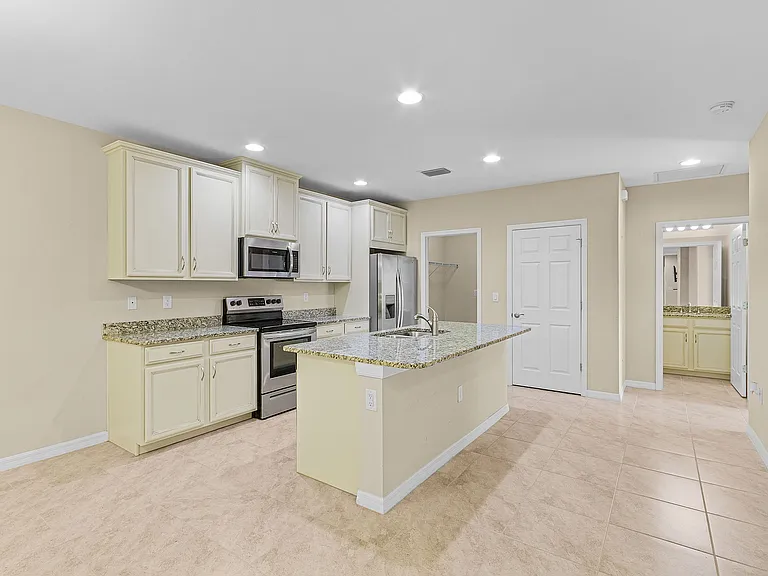 4298 Dutchess Park Rd — Photo 6