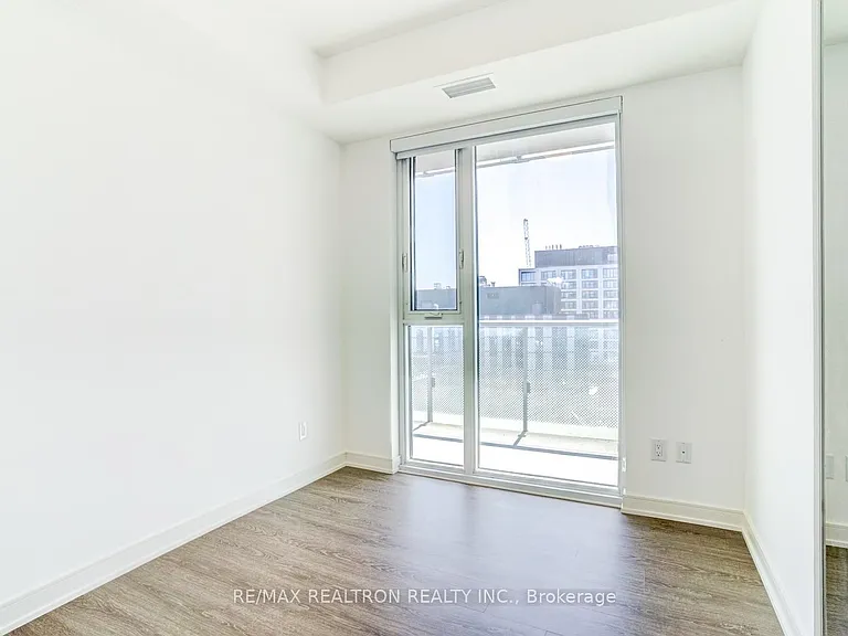425 Front St E #1213 — Photo 19