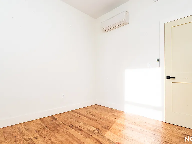 57 Grove St #2B — Photo 8