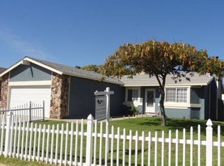 900 Walnut Dr, Oakley, CA 94561