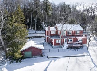 220 Lake Raponda Rd, Wilmington, VT 05363