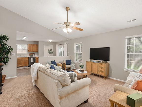 5th image of 4619 Churchill Downs Cir