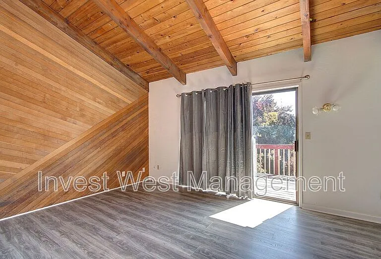 16103 NE 33rd Ave — Photo 19