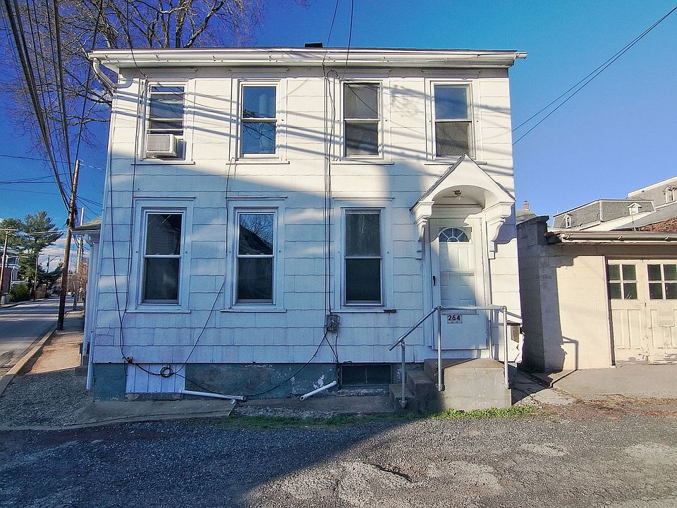 1st image of 264 Manatawny St #264