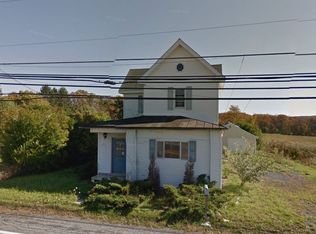 4423 W Mountain View Dr, Walnutport, PA 18088