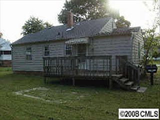 2nd image of 1406 Poston Cir