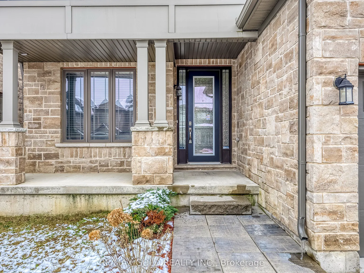 4 bed, $3,700 — Photo 2