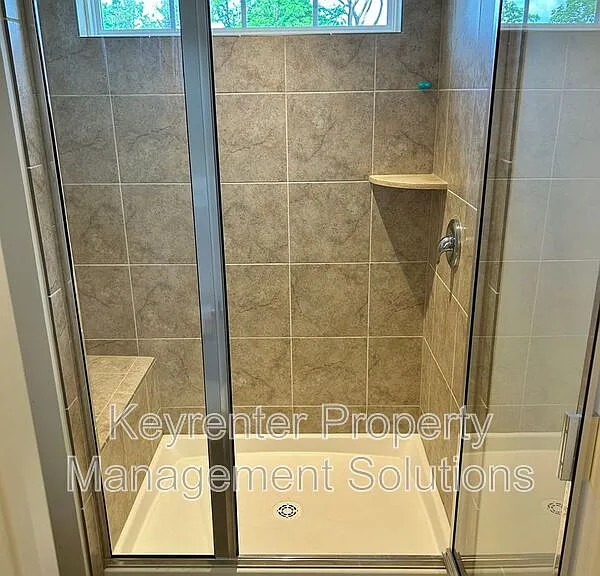 213 Willowshire Ct — Photo 23