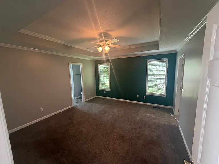 9463 Pasture Dr — Photo 6