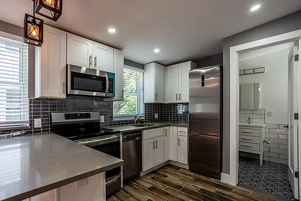 Rented by Compass | media 6